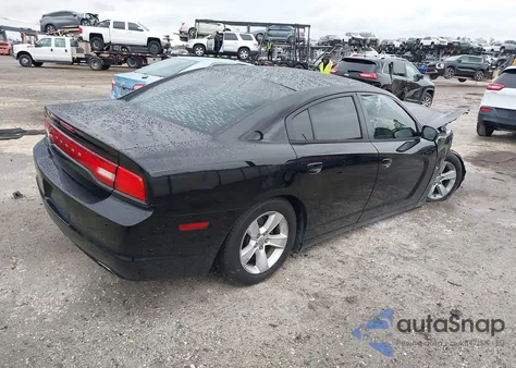2014 Dodge Charger Se z USA, uszkodzony, nr VIN 2C3CDXBG2EH172896
